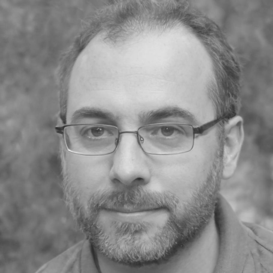 Asier Menéndez, consultor financiero senior